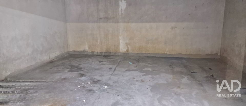 Garage in Lagos (São Sebastião e Santa Maria) of 27 m²