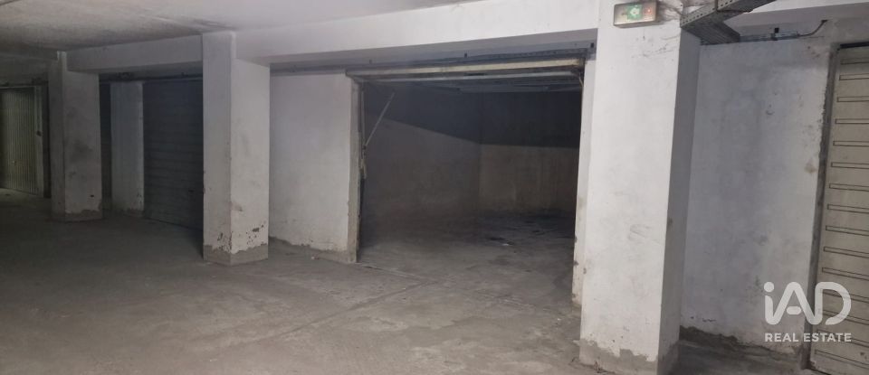 Garage in Lagos (São Sebastião e Santa Maria) of 27 m²