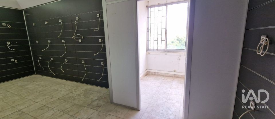 Boutique/Local commercial à Almada, Cova da Piedade, Pragal e Cacilhas de 165 m²