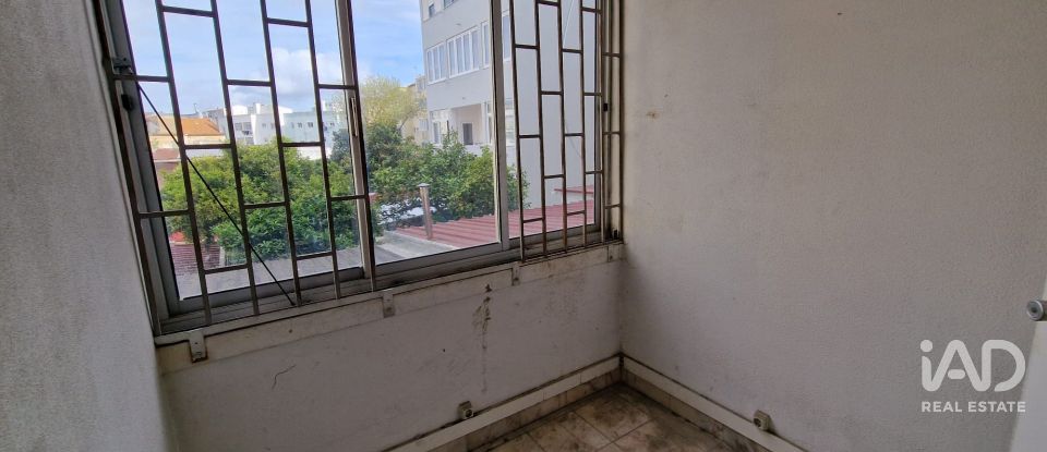 Boutique/Local commercial à Almada, Cova da Piedade, Pragal e Cacilhas de 165 m²