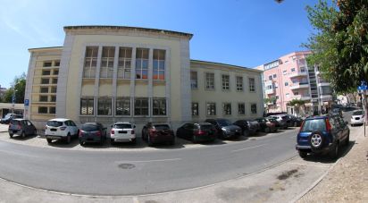 Boutique/Local commercial à Almada, Cova da Piedade, Pragal e Cacilhas de 165 m²