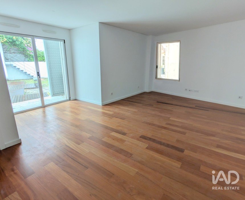 Appartement T2 à Santo António de 113 m²