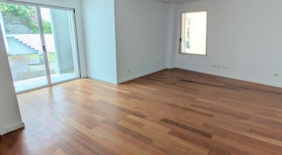 Appartement T2 à Santo António de 113 m²