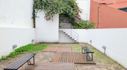 Appartement T2 à Santo António de 113 m²