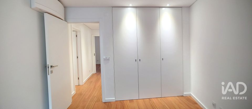 Appartement T2 à Santo António de 113 m²
