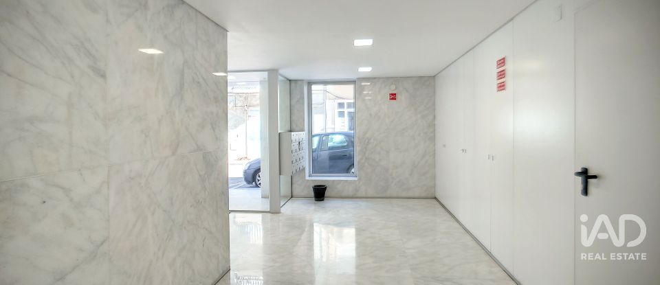 Appartement T2 à Santo António de 113 m²