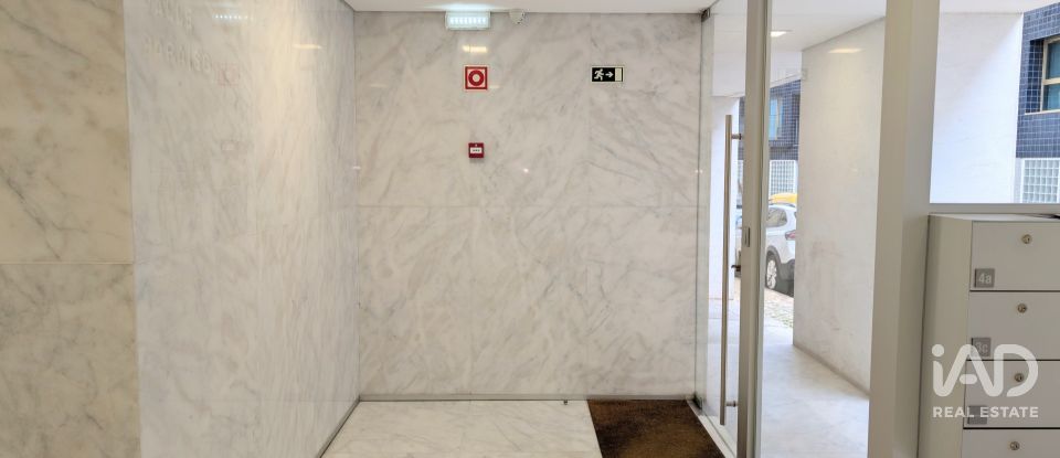 Appartement T2 à Santo António de 113 m²