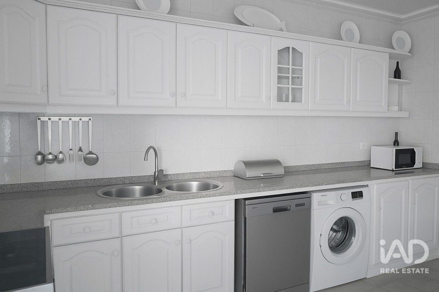 Moradia T5 em Fernão Ferro de 150 m²