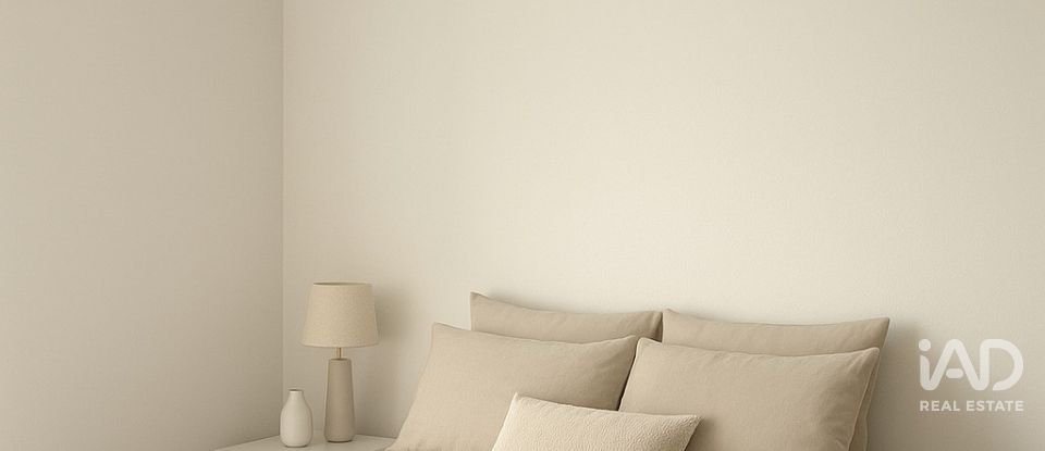 Moradia T5 em Fernão Ferro de 150 m²