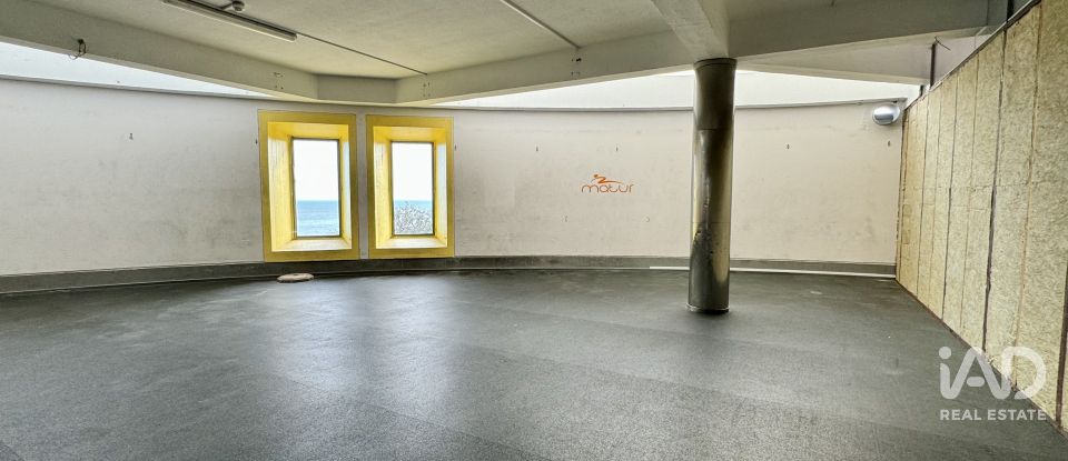 Boutique/Local commercial à Água de Pena de 532 m²