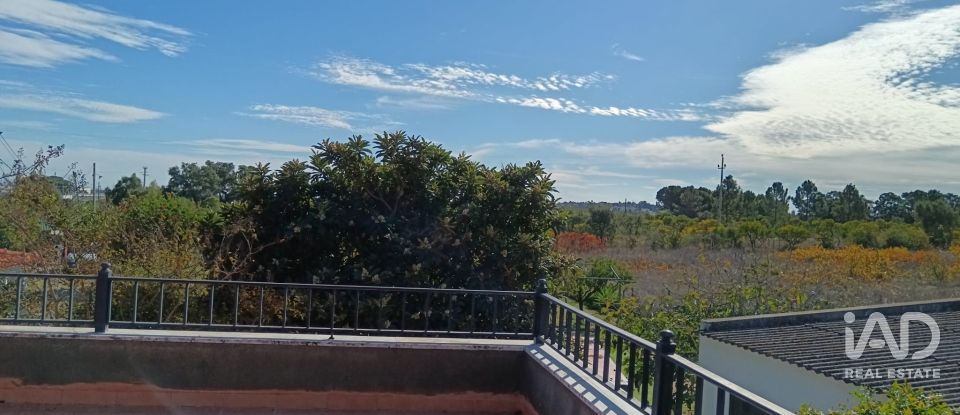 House T4 in Palmela of 179 m²