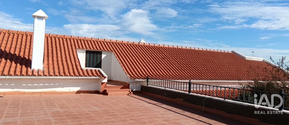 House T4 in Palmela of 179 m²