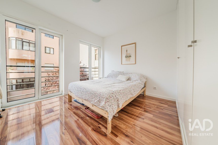 Appartement T2 à Sacavém e Prior Velho de 97 m²