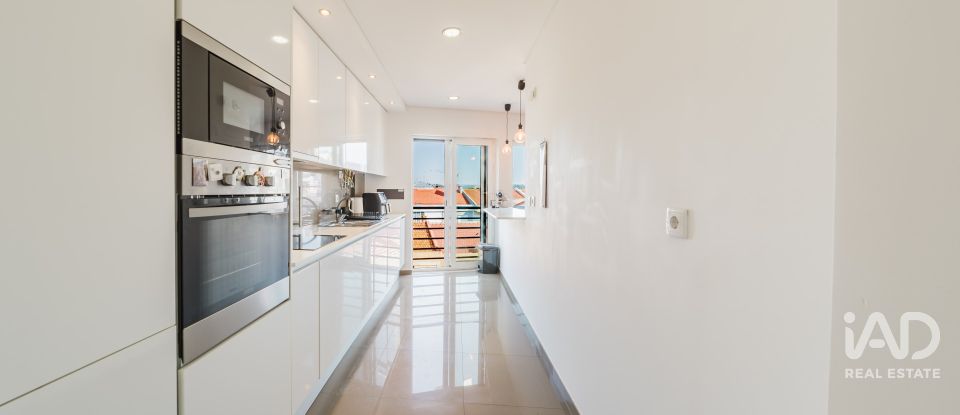 Appartement T2 à Sacavém e Prior Velho de 97 m²