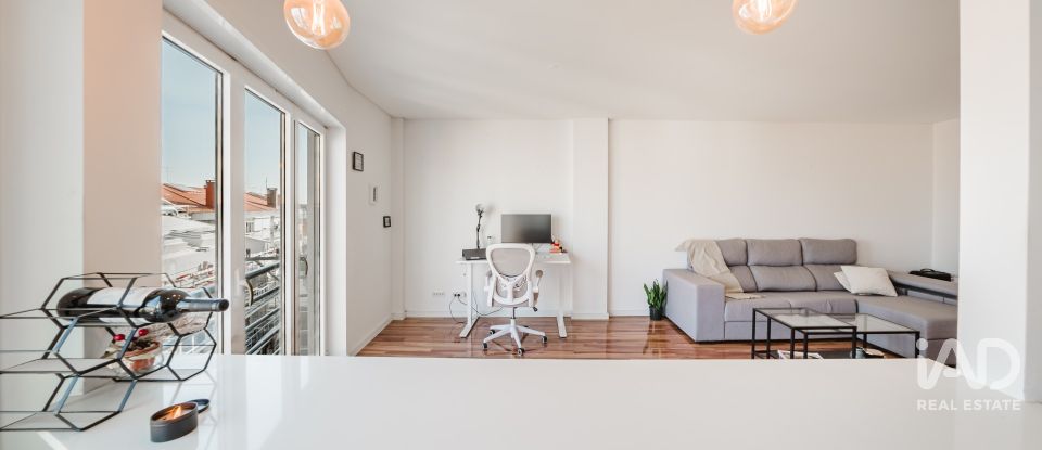 Appartement T2 à Sacavém e Prior Velho de 97 m²