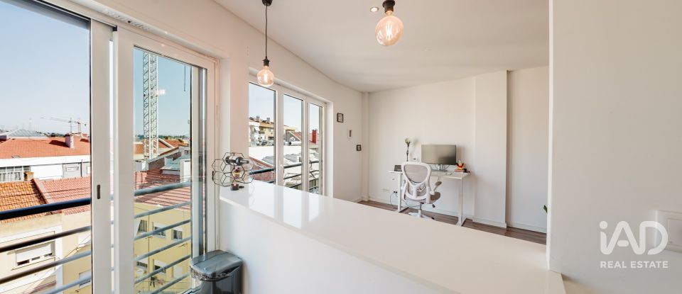 Appartement T2 à Sacavém e Prior Velho de 97 m²