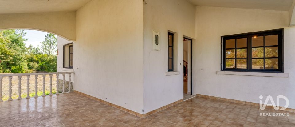 Moradia T5 em Tomar (São João Baptista) e Santa Maria dos Olivais de 322 m²