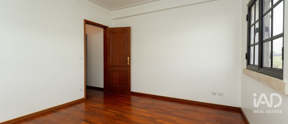 Moradia T5 em Tomar (São João Baptista) e Santa Maria dos Olivais de 322 m²