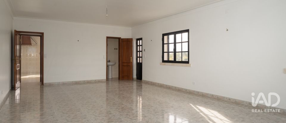 Moradia T5 em Tomar (São João Baptista) e Santa Maria dos Olivais de 322 m²