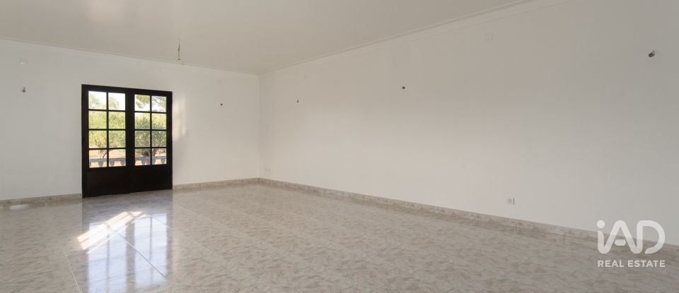 Moradia T5 em Tomar (São João Baptista) e Santa Maria dos Olivais de 322 m²