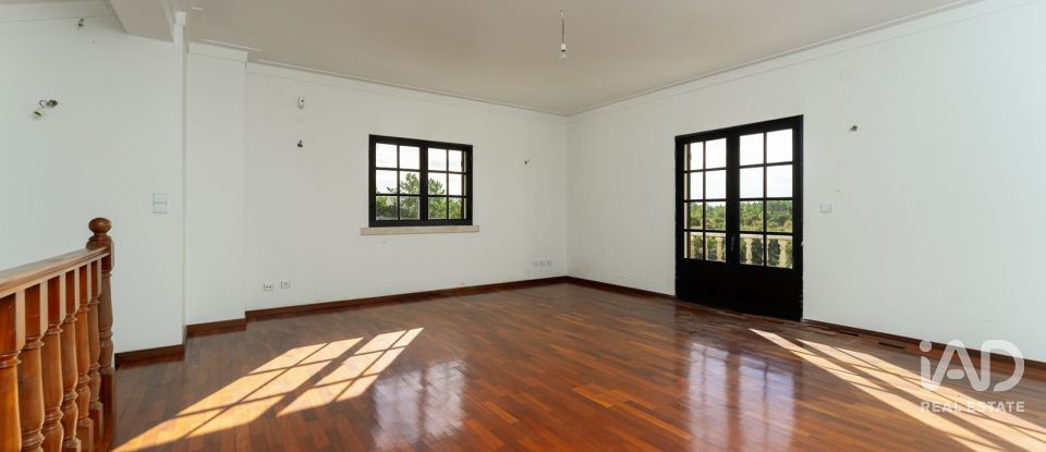 Moradia T5 em Tomar (São João Baptista) e Santa Maria dos Olivais de 322 m²