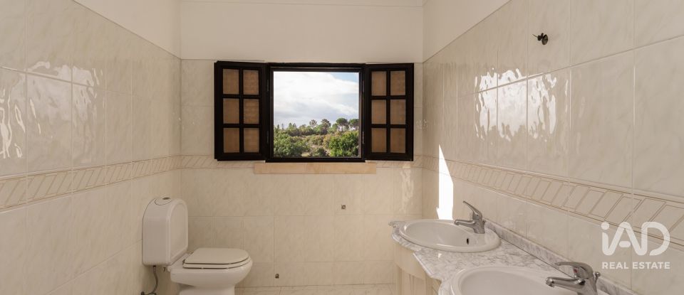 Moradia T5 em Tomar (São João Baptista) e Santa Maria dos Olivais de 322 m²