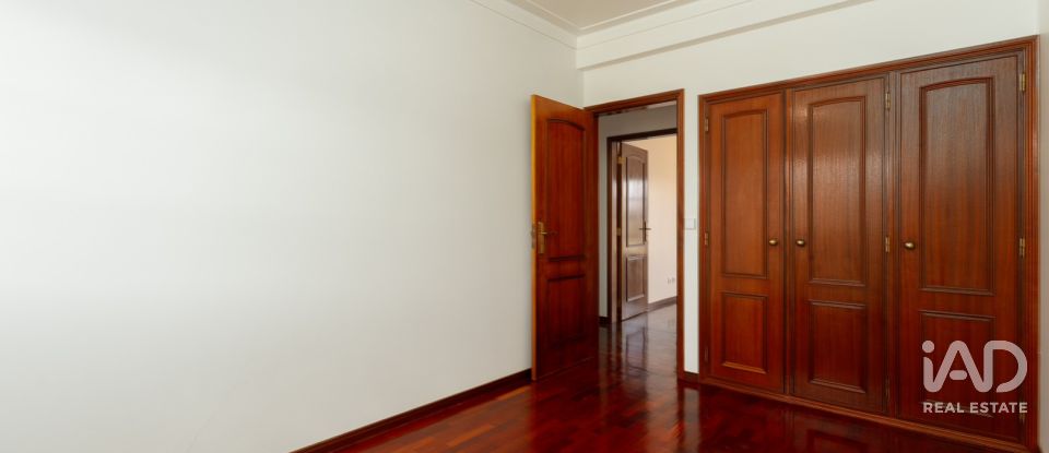 Moradia T5 em Tomar (São João Baptista) e Santa Maria dos Olivais de 322 m²