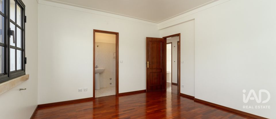 Moradia T5 em Tomar (São João Baptista) e Santa Maria dos Olivais de 322 m²