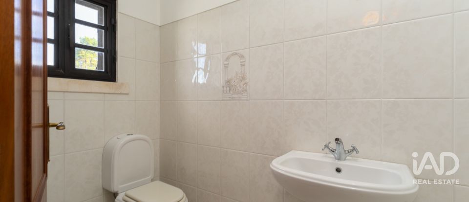 Moradia T5 em Tomar (São João Baptista) e Santa Maria dos Olivais de 322 m²