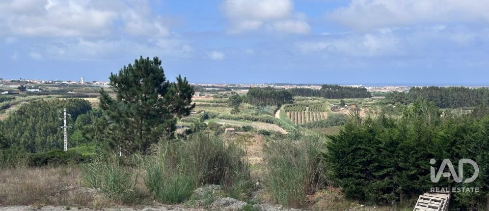 Moradia T4 em Atouguia da Baleia de 202 m²