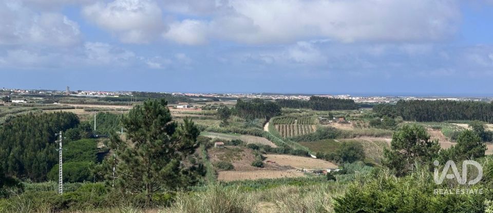 Moradia T4 em Atouguia da Baleia de 202 m²