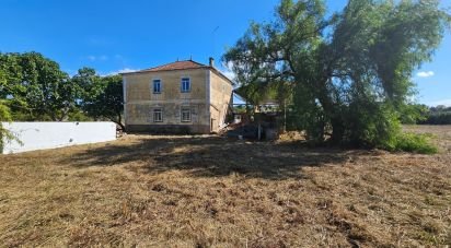 Ferme T4 à Chancelaria de 244 m²