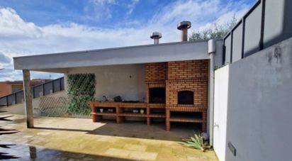 House T3 in Louredo of 287 m²