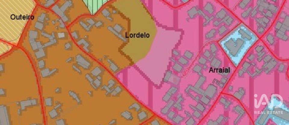 Terreno em Sanguedo de 6 930 m²