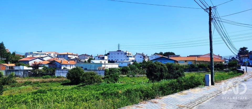 Terreno em Sanguedo de 6 930 m²