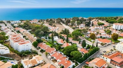 House T2 in Albufeira e Olhos de Água of 73 m²