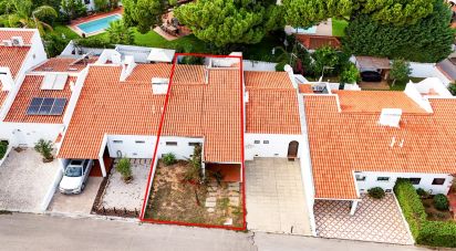 House T2 in Albufeira e Olhos de Água of 73 m²