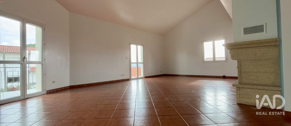 Casa / moradia T5 em Anha de 228 m²