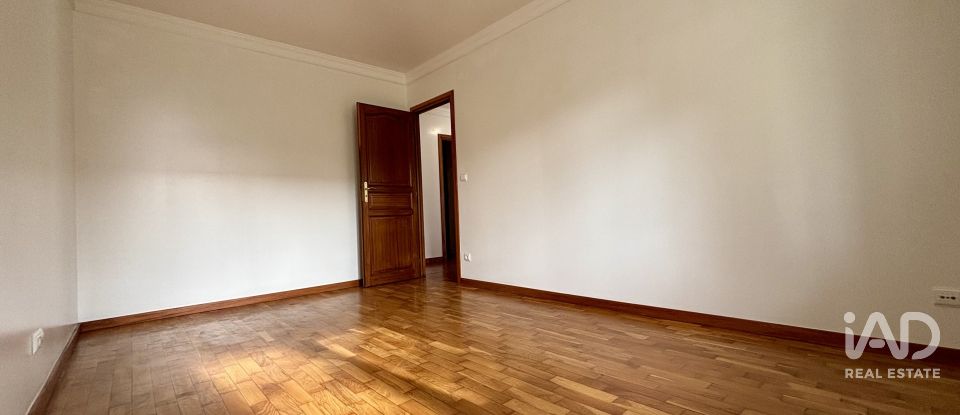 Casa / moradia T5 em Anha de 228 m²