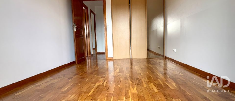 Casa / moradia T5 em Anha de 228 m²