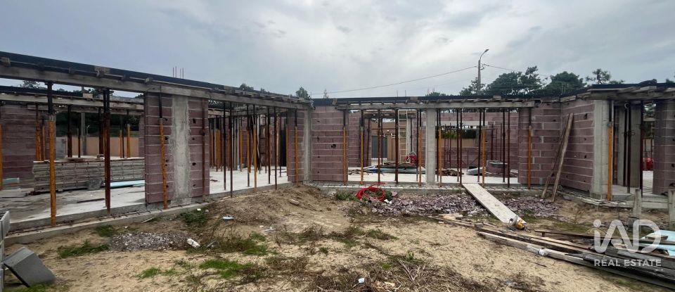 Maison de plain-pied T3 à Antas de 199 m²