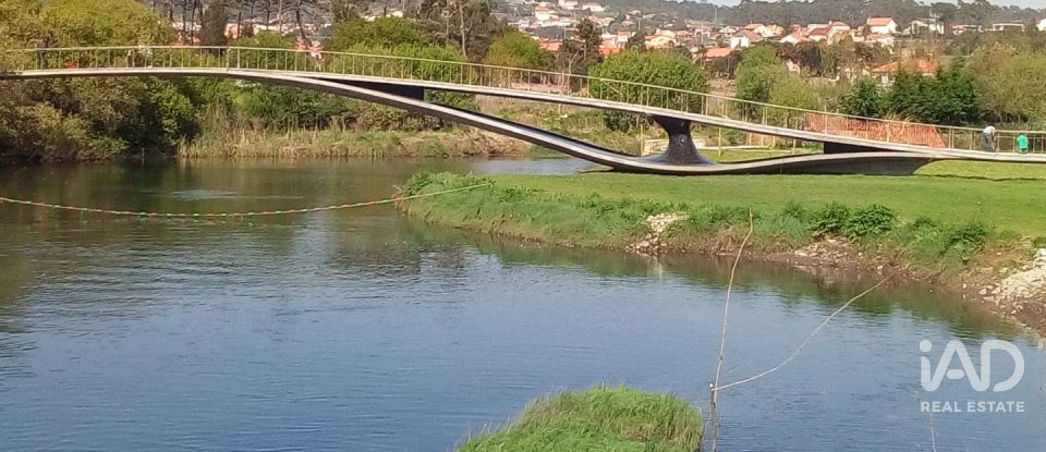 Maison de plain-pied T3 à Antas de 199 m²