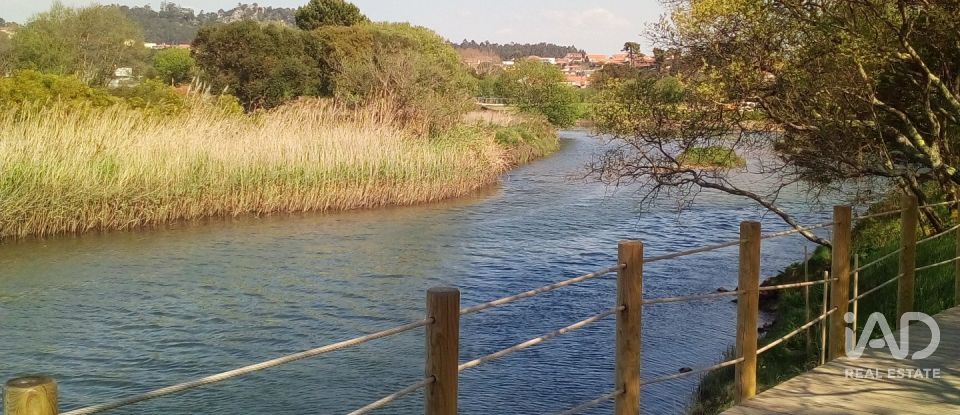 Maison de plain-pied T3 à Antas de 199 m²