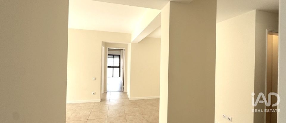 Apartamento T2 em Algueirão-Mem Martins de 80 m²