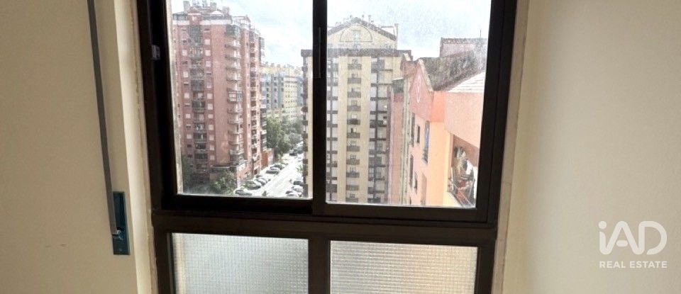 Apartamento T2 em Algueirão-Mem Martins de 80 m²