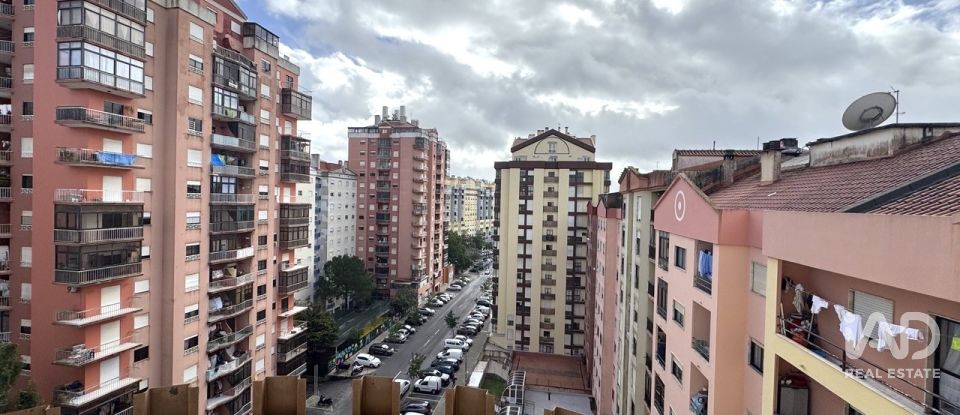Apartamento T2 em Algueirão-Mem Martins de 80 m²