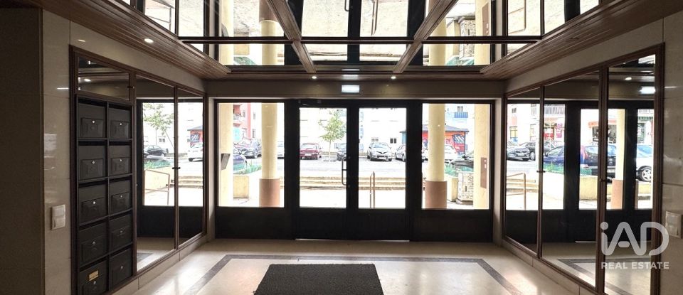 Apartamento T2 em Algueirão-Mem Martins de 80 m²