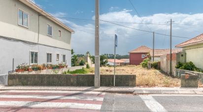 Terrain à Marinha Grande de 650 m²