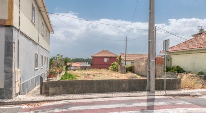 Terrain à Marinha Grande de 650 m²