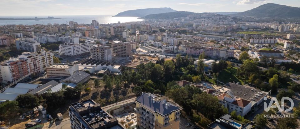 Apartamento T3 em Setúbal (São Sebastião) de 188 m²